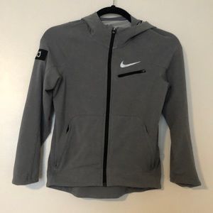 Nike Kids KD Jacket Gray Black Small Hooded Long Sleeve Zip Closure Pockets